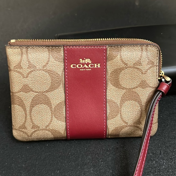 COACH corner zip wristlet monogram with burgundy stripe coated canvas - Picture 1 of 7